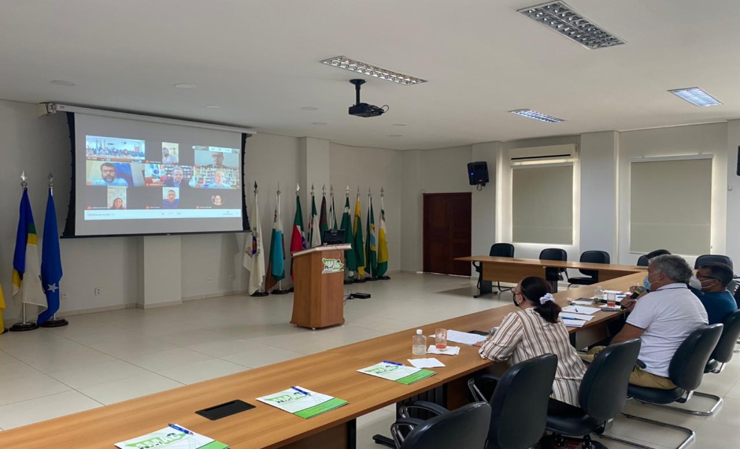 Reunião entre bancada federal e ministro das Relações Exteriores termina sem solução